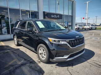 Used 2024 Kia Carnival LX FWD video 1