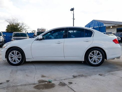 Used 2012 INFINITI G37 Journey w/ Premium Pkg image 3