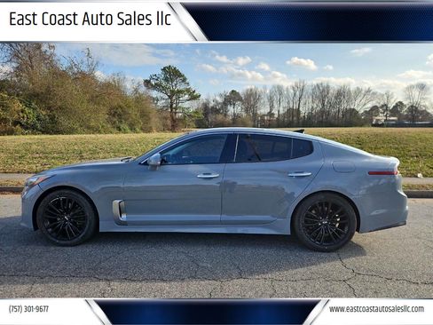 Used 2018 Kia Stinger Premium image 1