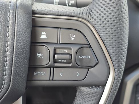 New 2026 Toyota Tundra Limited AWD/4WD image 18
