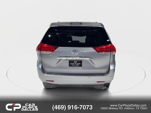 Used 2013 Toyota Sienna Limited w/ Premium Pkg FWD image 11