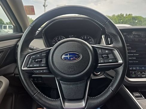 Used 2023 Subaru Outback Premium AWD/4WD image 41