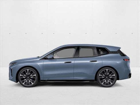 Used 2026 BMW iX xDrive45 w/ M Sport Package AWD/4WD image 2