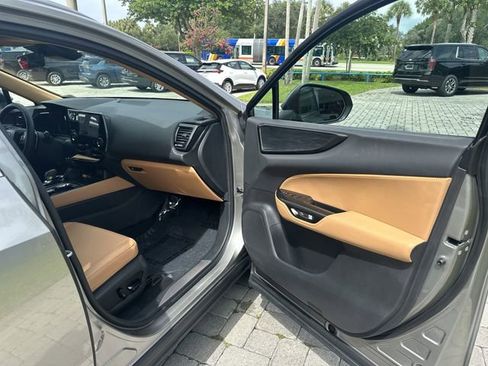 Used 2024 Lexus NX 250 FWD image 23