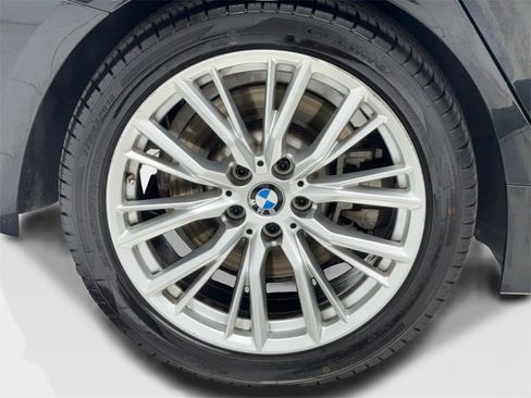 Used 2024 BMW 330i Sedan image 49