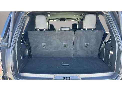 Used 2021 Ford Expedition Limited image 9