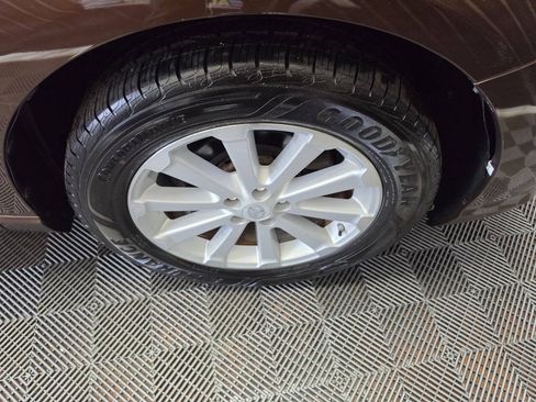 Used 2009 Toyota Venza FWD image 31