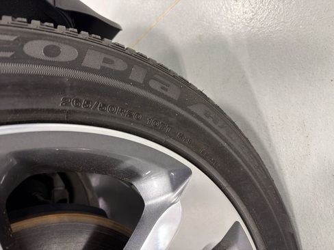 Used 2024 Jeep Grand Cherokee L Limited w/ Luxury Tech Group II image 15