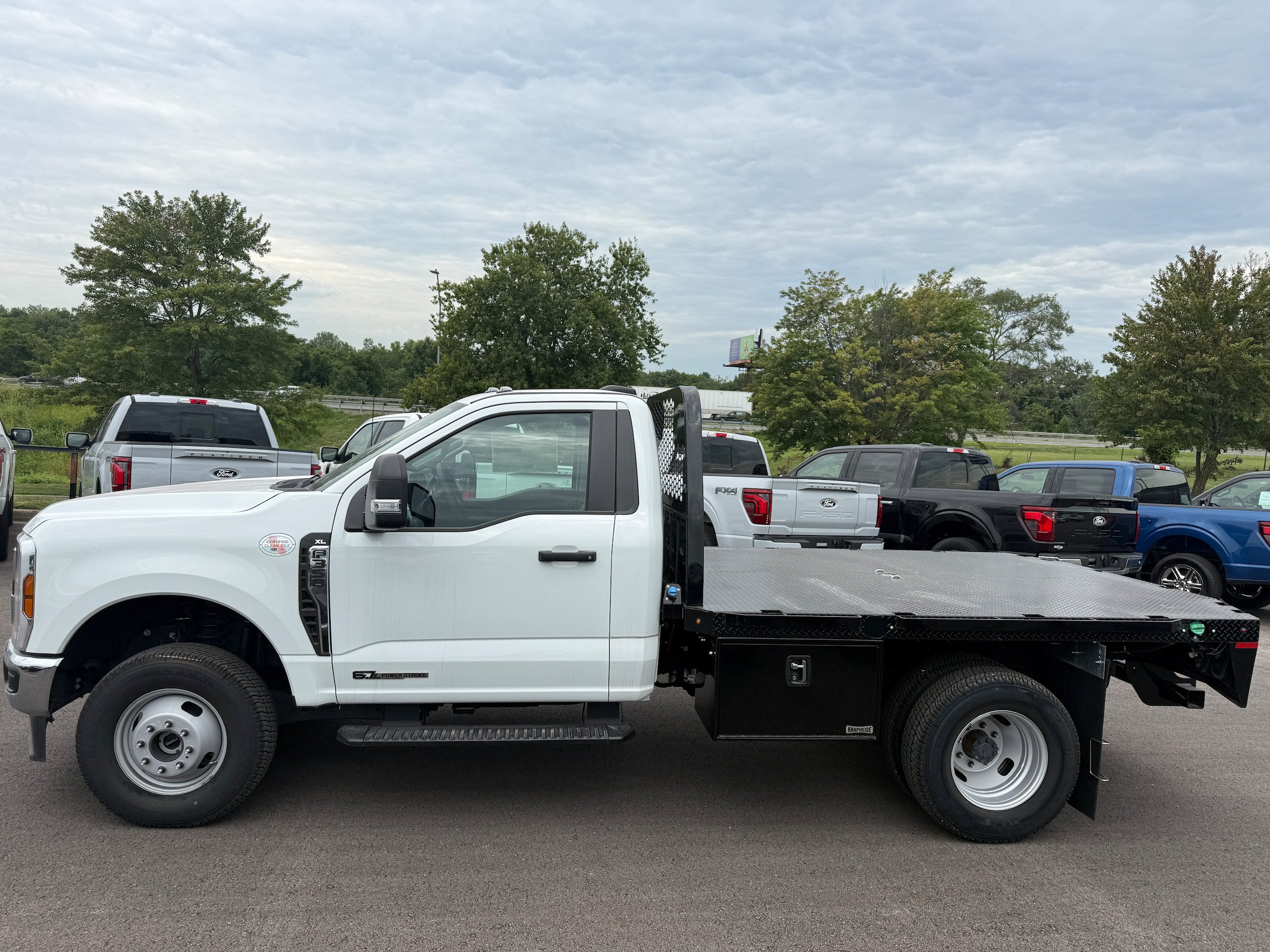 New 2025 Ford F350 XL w/ XL Chrome Package AWD/4WD image 5
