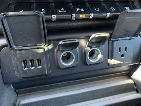 Used 2015 GMC Sierra 3500 Denali image 26