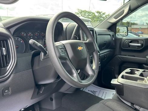 Used 2023 Chevrolet Silverado 1500 Custom AWD/4WD image 14