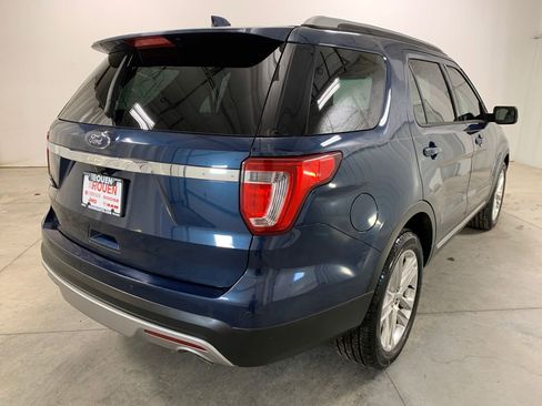 Used 2017 Ford Explorer XLT w/ Equipment Group 202A image 28