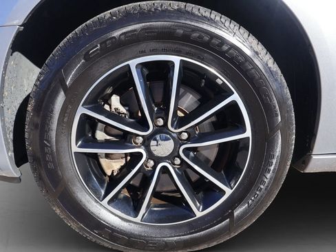 Used 2019 Dodge Grand Caravan GT FWD image 34