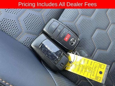 Used 2026 Toyota 4Runner 4WD image 37