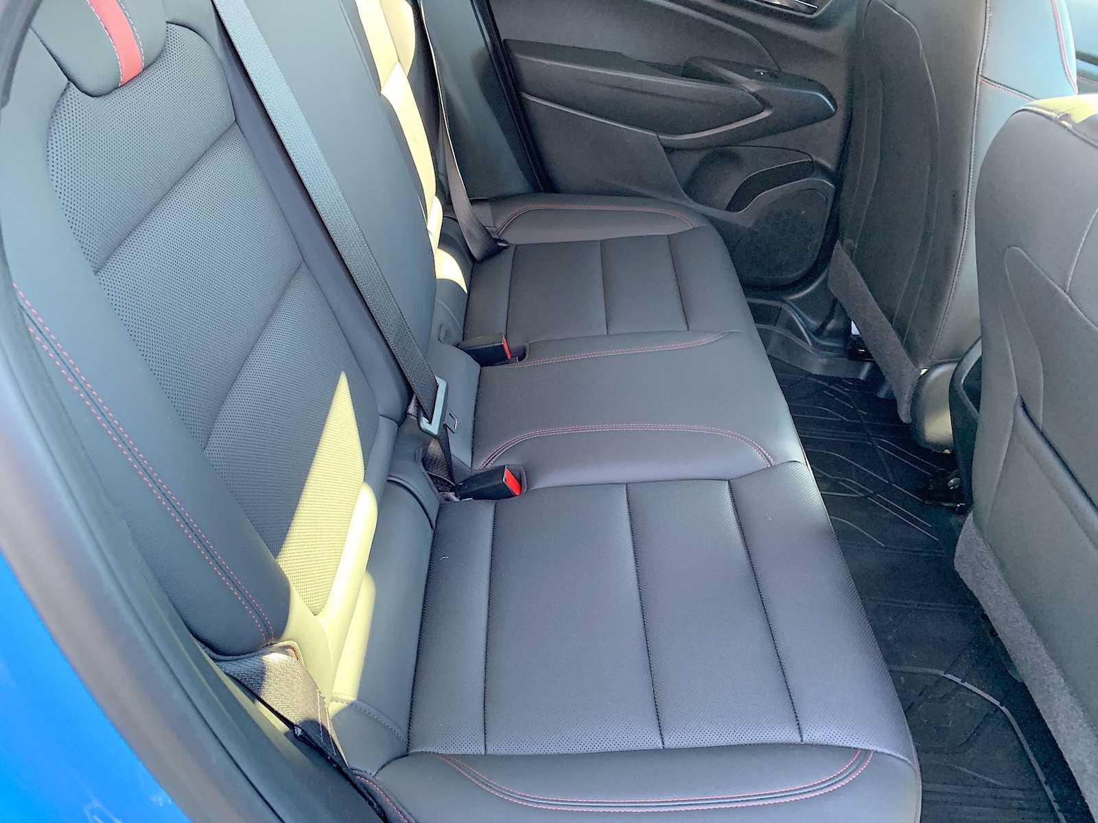 Certified 2024 Chevrolet Trax RS w/ Sunroof Package FWD image 25