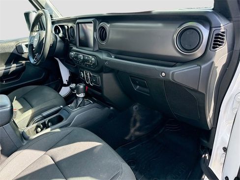 Certified 2021 Jeep Gladiator Sport image 27