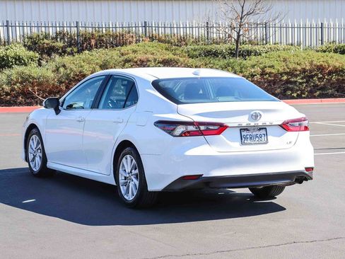 Certified 2023 Toyota Camry LE w/ Convenience Package FWD image 5