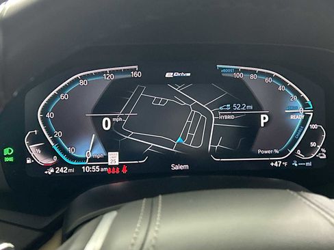 Used 2022 BMW X5 xDrive45e w/ Climate Comfort Package image 10