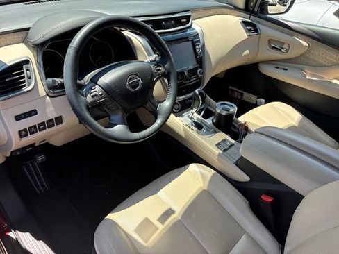 Used 2020 Nissan Murano SL w/ Moonroof Package FWD image 4