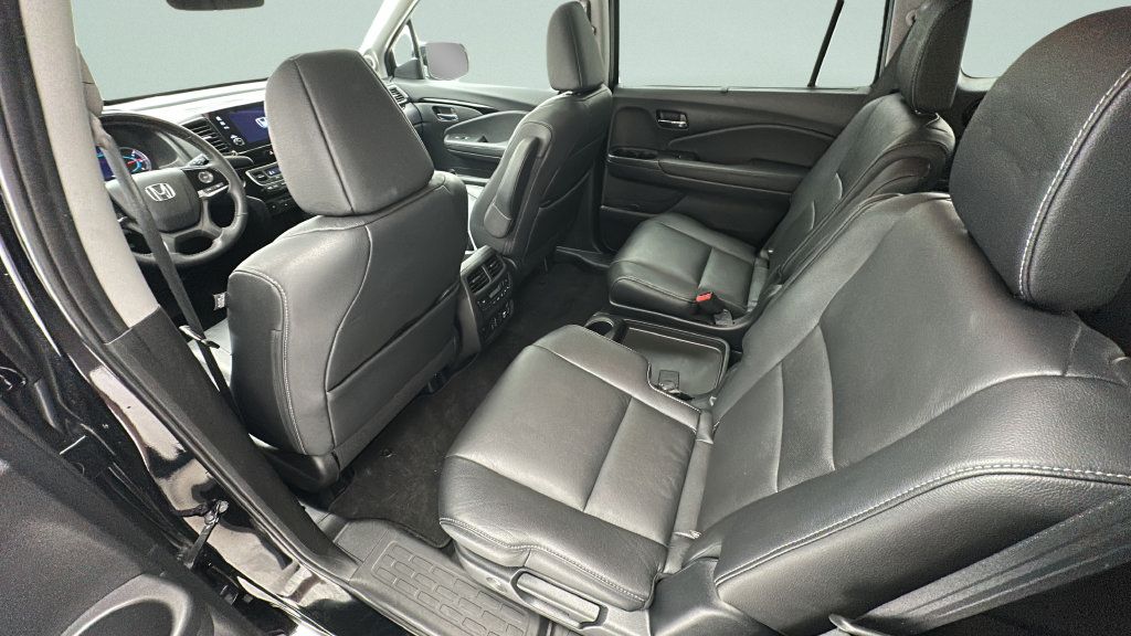 Used 2019 Honda Pilot Touring image 9