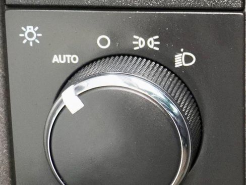 Used 2015 RAM 1500 Tradesman w/ Power & Remote Entry Group image 20