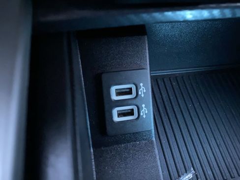 Used 2020 Ford F150 Lariat w/ Equipment Group 502A Luxury image 30