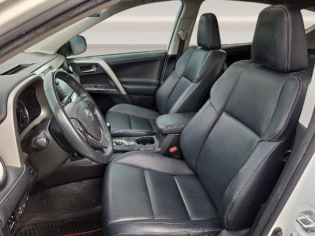 Used 2017 Toyota RAV4 Limited FWD image 15