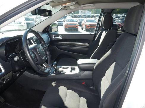Used 2019 Dodge Durango SXT AWD/4WD image 3