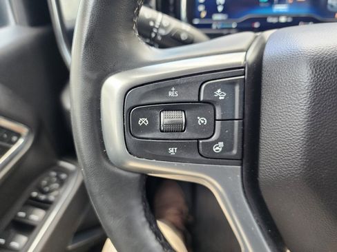 Used 2024 Chevrolet Silverado 2500 LTZ w/ LTZ Convenience Package image 32