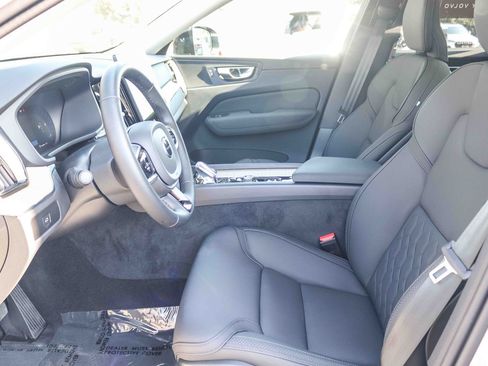Used 2026 Volvo XC60 B5 Core AWD/4WD image 19