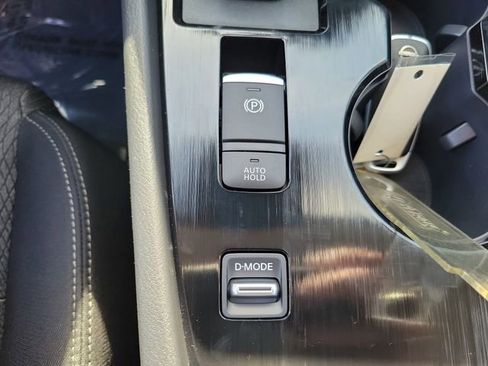 New 2026 Nissan Rogue SV FWD image 24