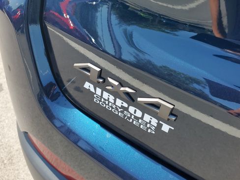 New 2026 Jeep Compass Latitude AWD/4WD image 7