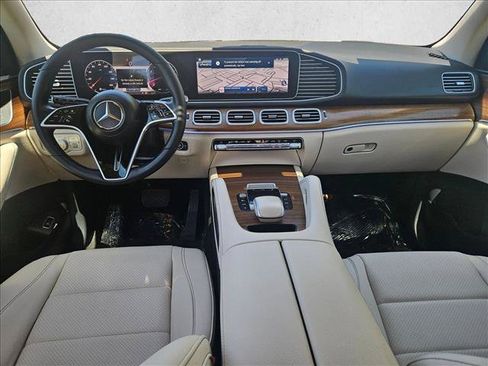Used 2024 Mercedes-Benz GLE 350 4MATIC image 19