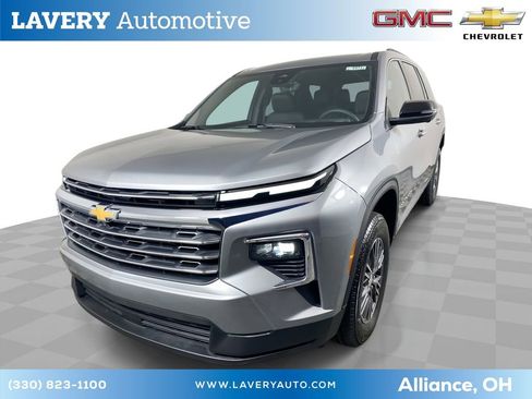 New 2026 Chevrolet Traverse LT w/ Driver Confidence Package image 1