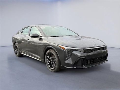 New 2025 Kia K4 GT-Line Turbo image 1