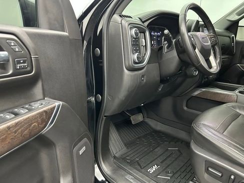 Used 2021 GMC Sierra 1500 Denali w/ Driver Alert Package II image 32