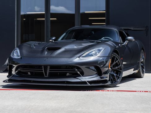 Used 2016 Dodge Viper ACR w/ Extreme Aero Package RWD image 1