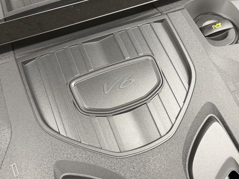 New 2026 Porsche Panamera 4 AWD/4WD image 62