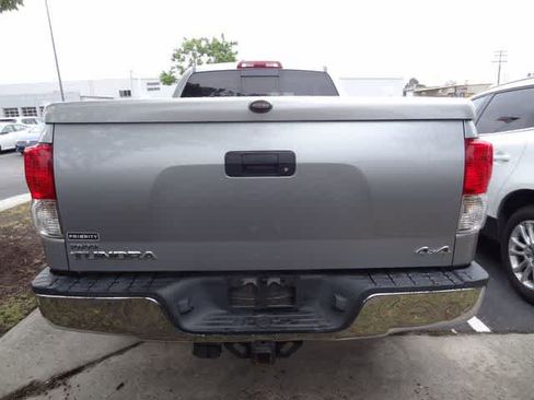 Used 2010 Toyota Tundra 4x4 Double Cab image 5