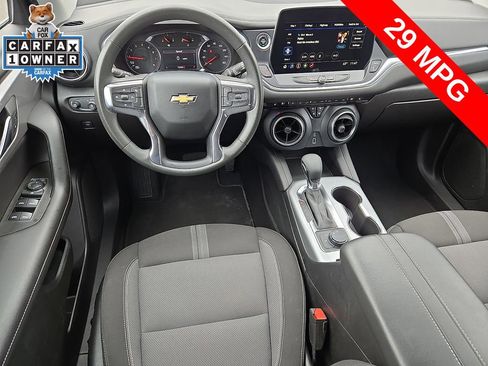 Used 2024 Chevrolet Blazer LT FWD image 11