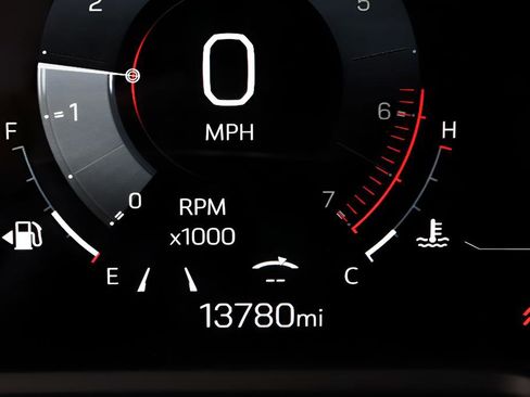 Used 2025 GMC Acadia Elevation w/ Elevation Premium Package AWD/4WD image 15