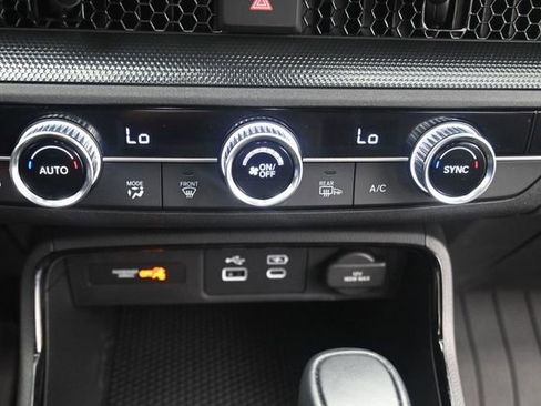 Used 2024 Honda CR-V Sport image 11