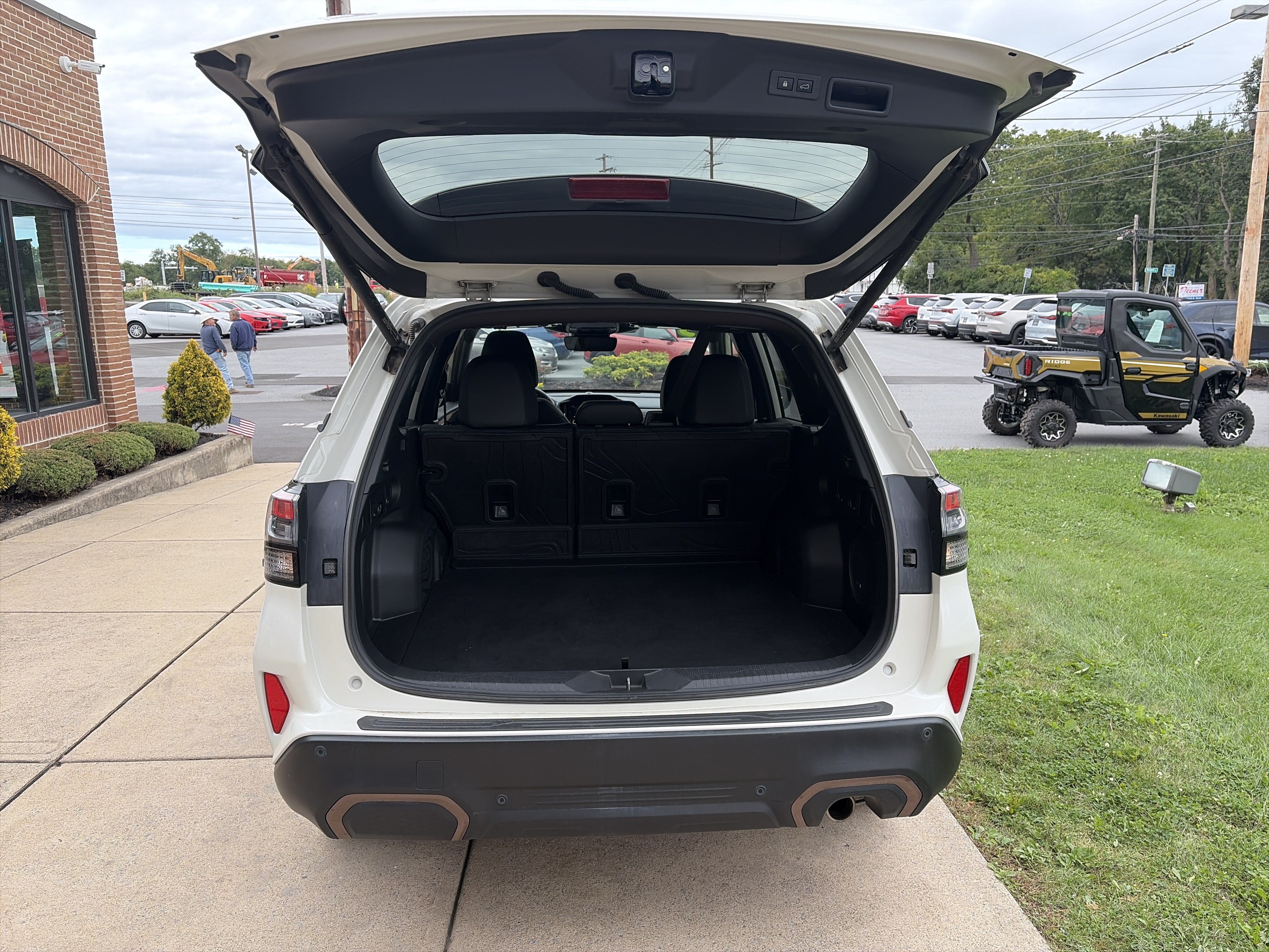Used 2025 Subaru Forester Sport AWD/4WD image 5