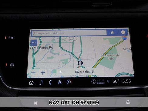 Used 2024 Cadillac XT5 Premium Luxury image 3