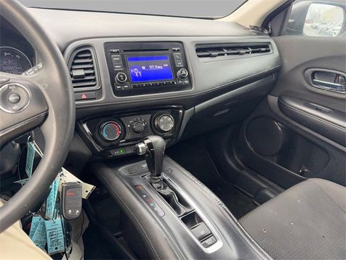 Used 2021 Honda HR-V LX image 15