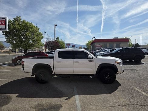 Used 2019 Toyota Tacoma TRD Pro image 3