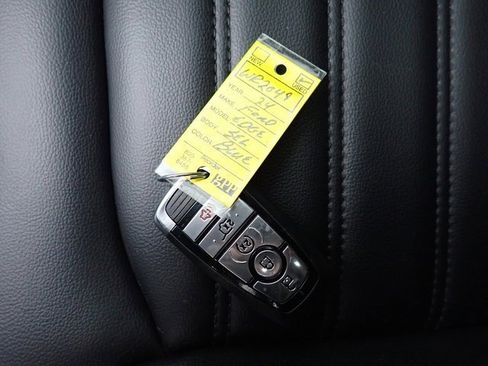 Certified 2024 Ford Edge SEL w/ Convenience Package image 30