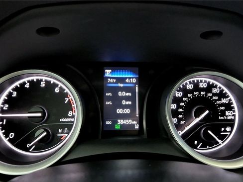 Used 2022 Toyota Camry LE w/ Carpet Mat Package (TMS) image 26