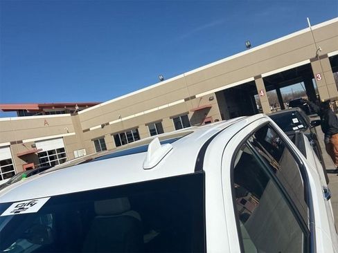 Used 2019 Chevrolet Silverado 1500 LTZ w/ LTZ Texas Edition image 7