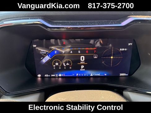 Used 2025 Chevrolet Colorado ZR2 w/ Technology Package image 17